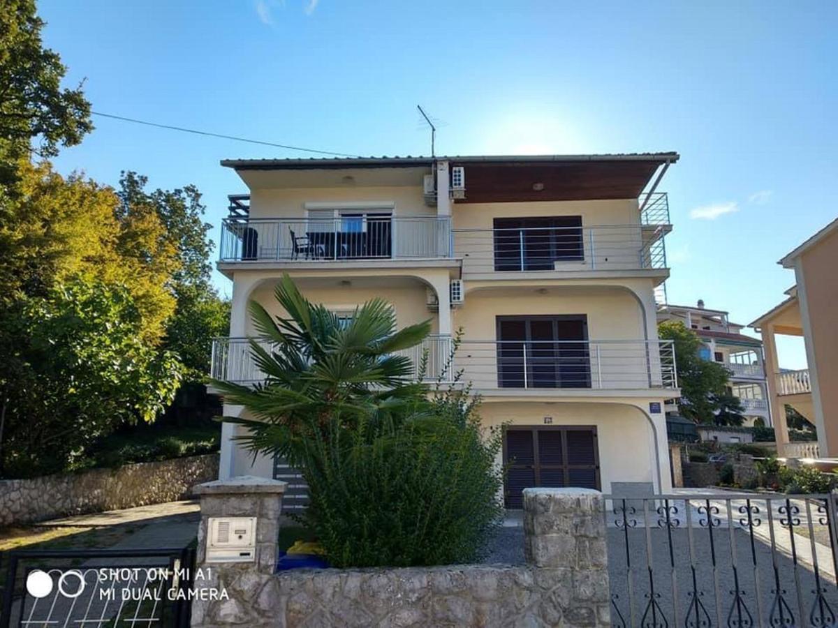 Apartment Vesel Malinska Bagian luar foto
